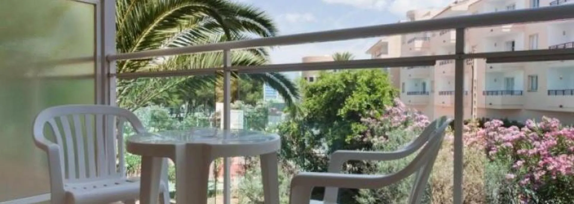 Aparthotel Vibra Club Maritim Sant Antoni de Portmany 3*,